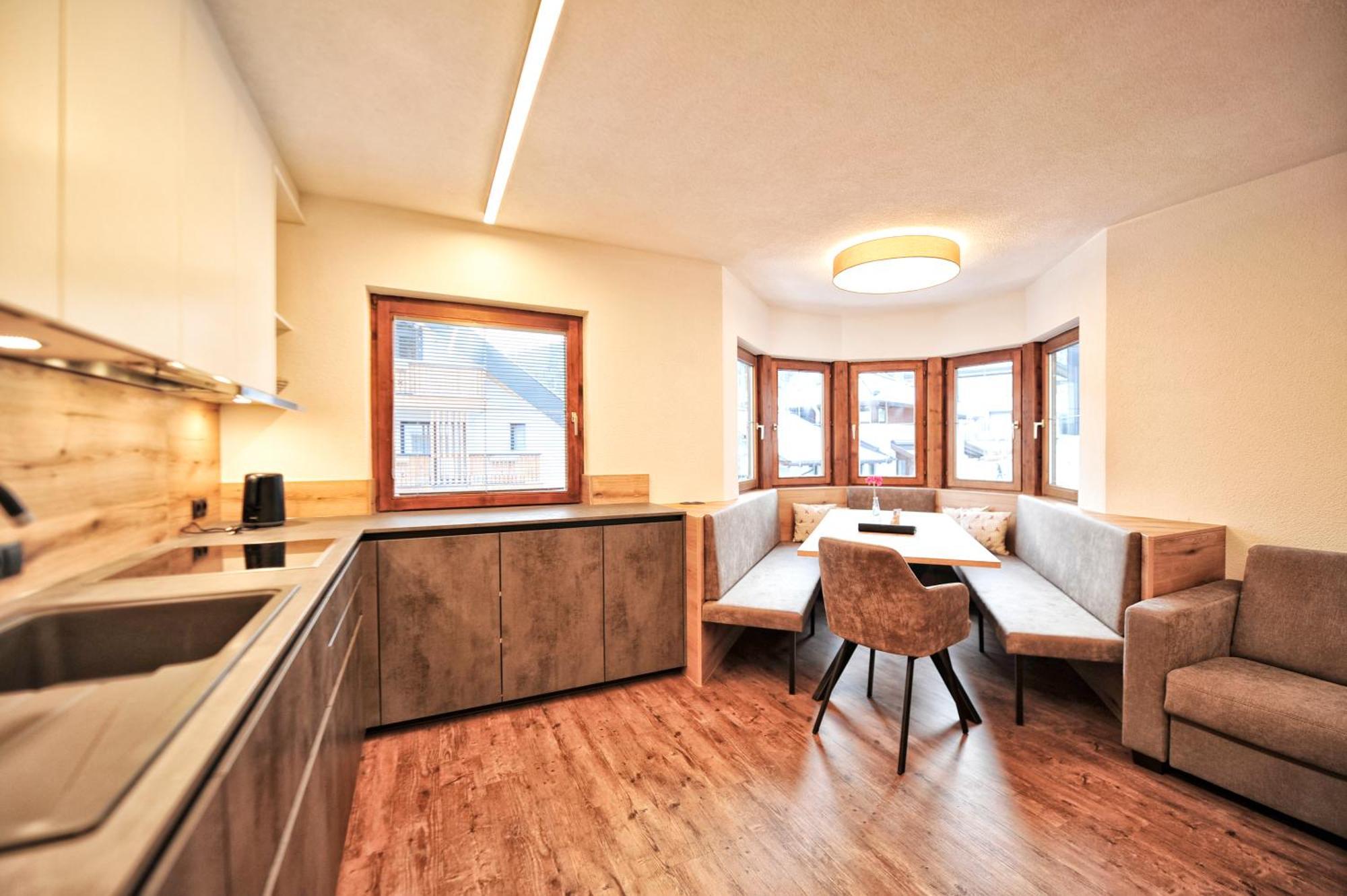 Haus Enzian Apartment Fiss Exterior photo